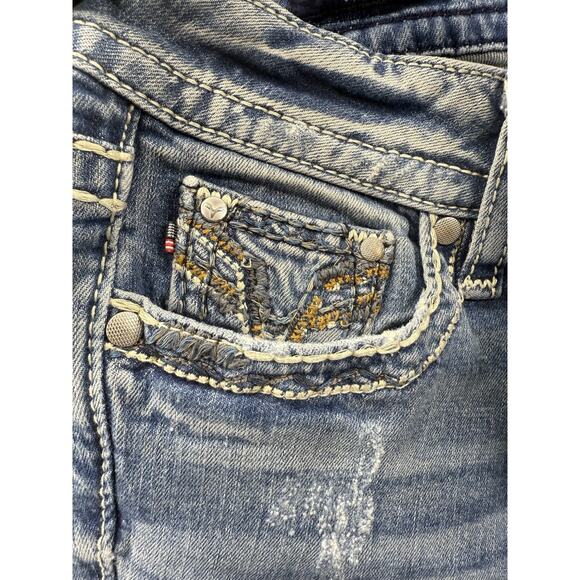 Vigoss Women's Capri Jeans Size 3/4 Distressed Ripped Embroidered Pockets EUC - Picture 7 of 16